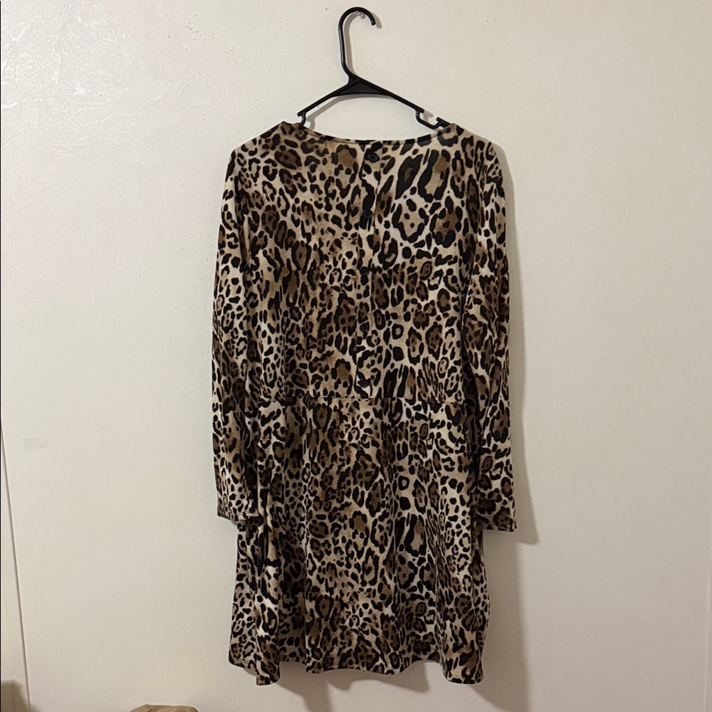 Chico's Brown Leopard Print Tunic Top - Picture 4 of 5
